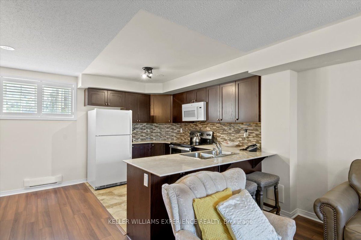 113 Chapman Dr, #11