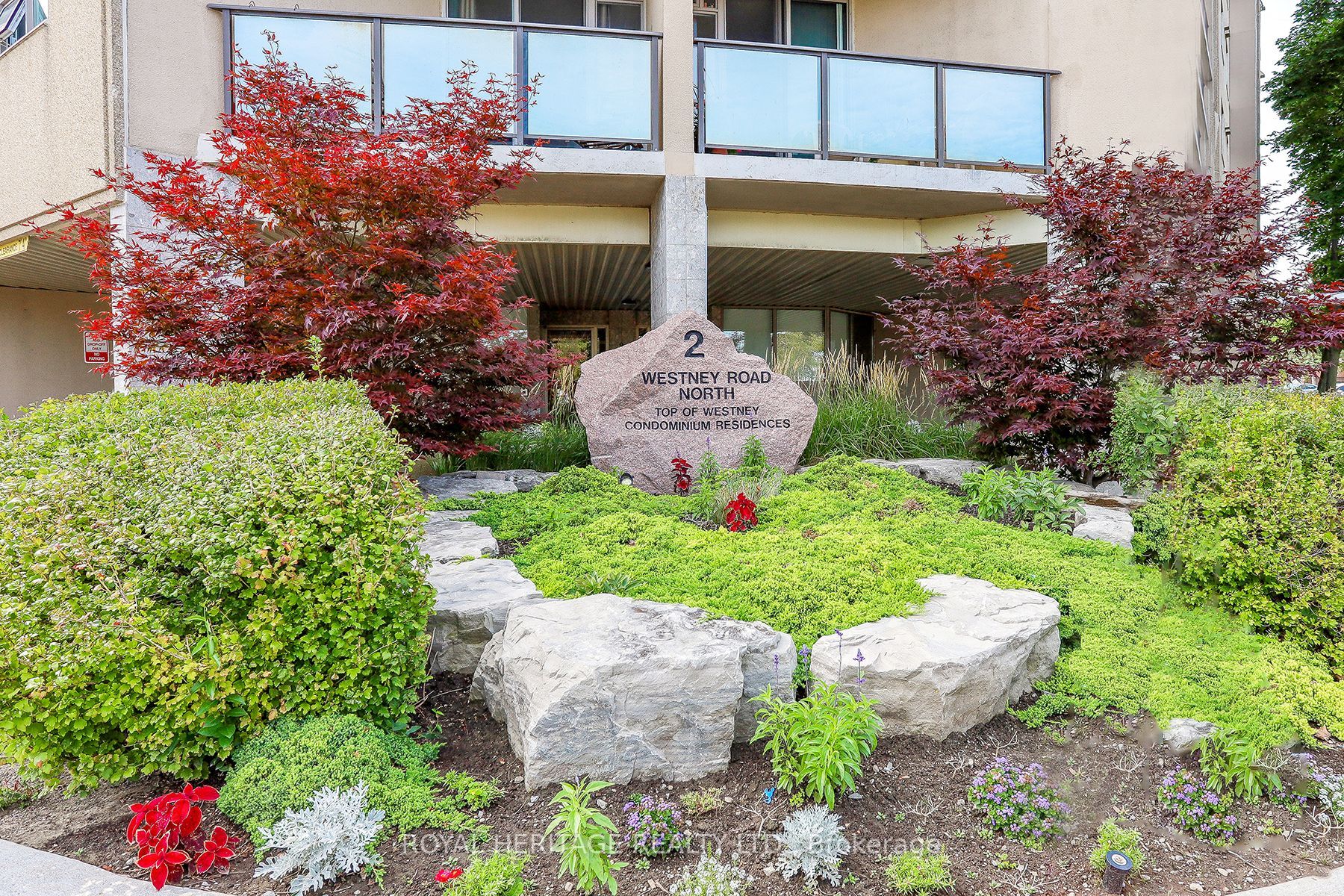 2 Westney Rd N, #611