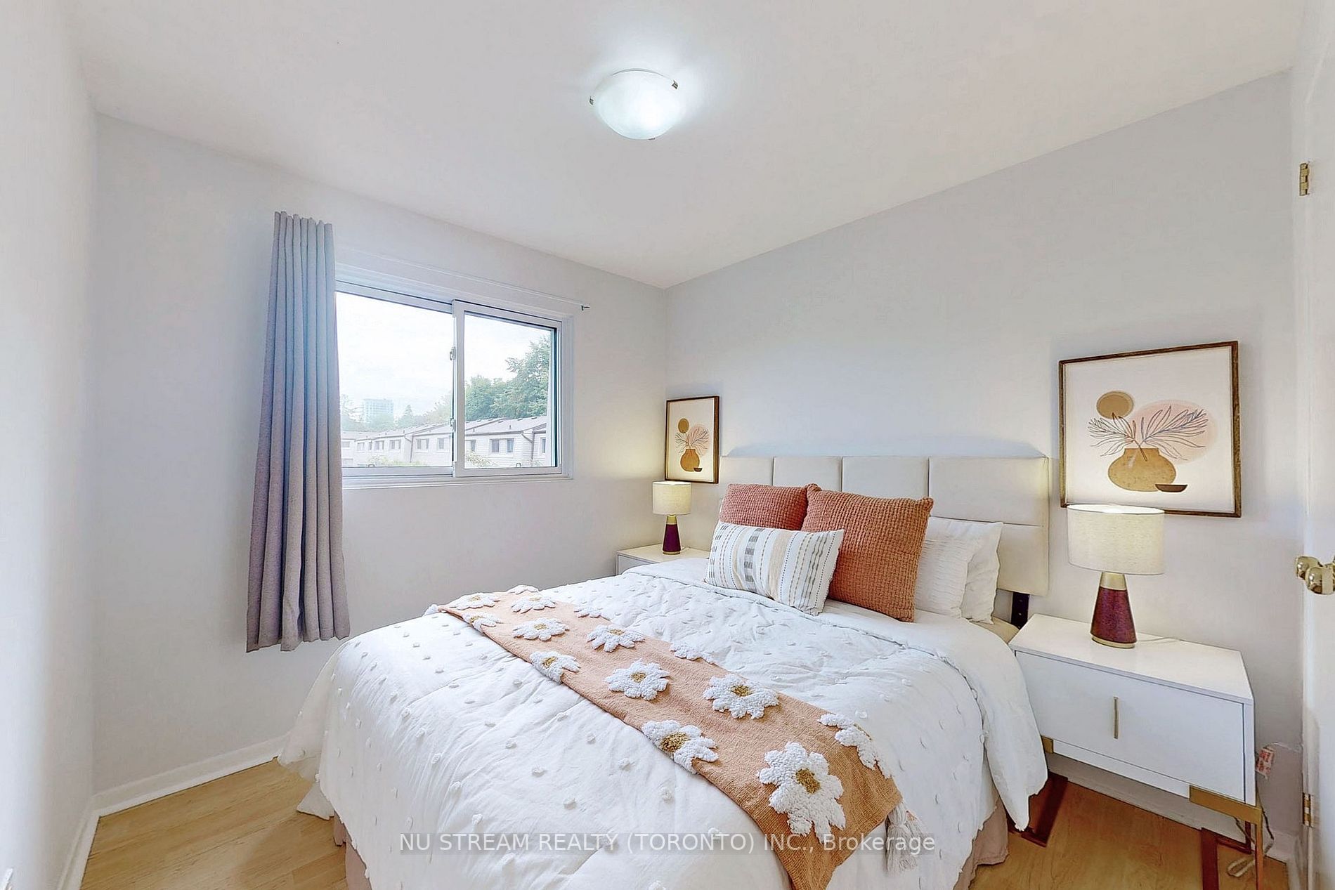 2020 Pharmacy Avenue, #34