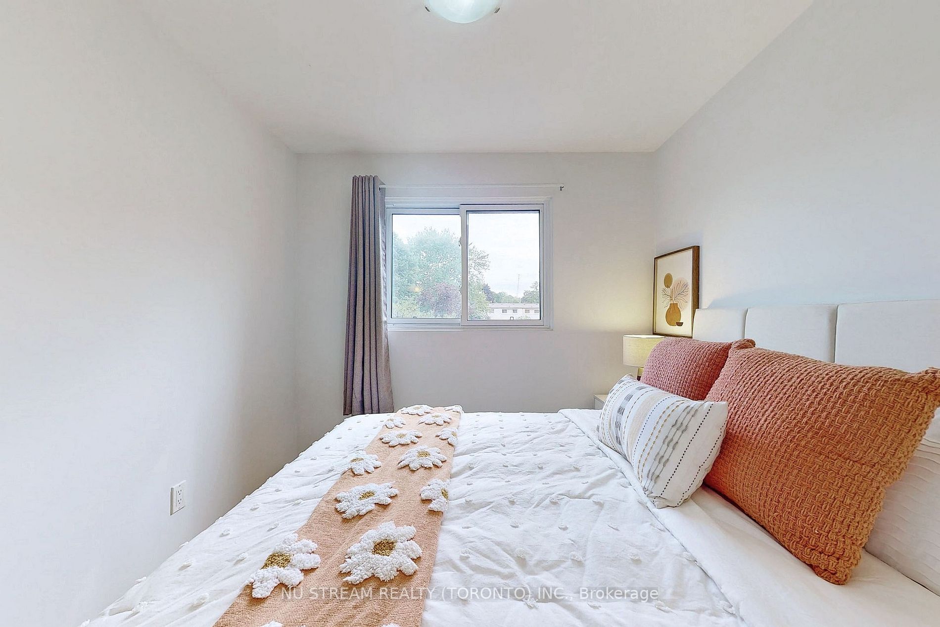 2020 Pharmacy Avenue, #34