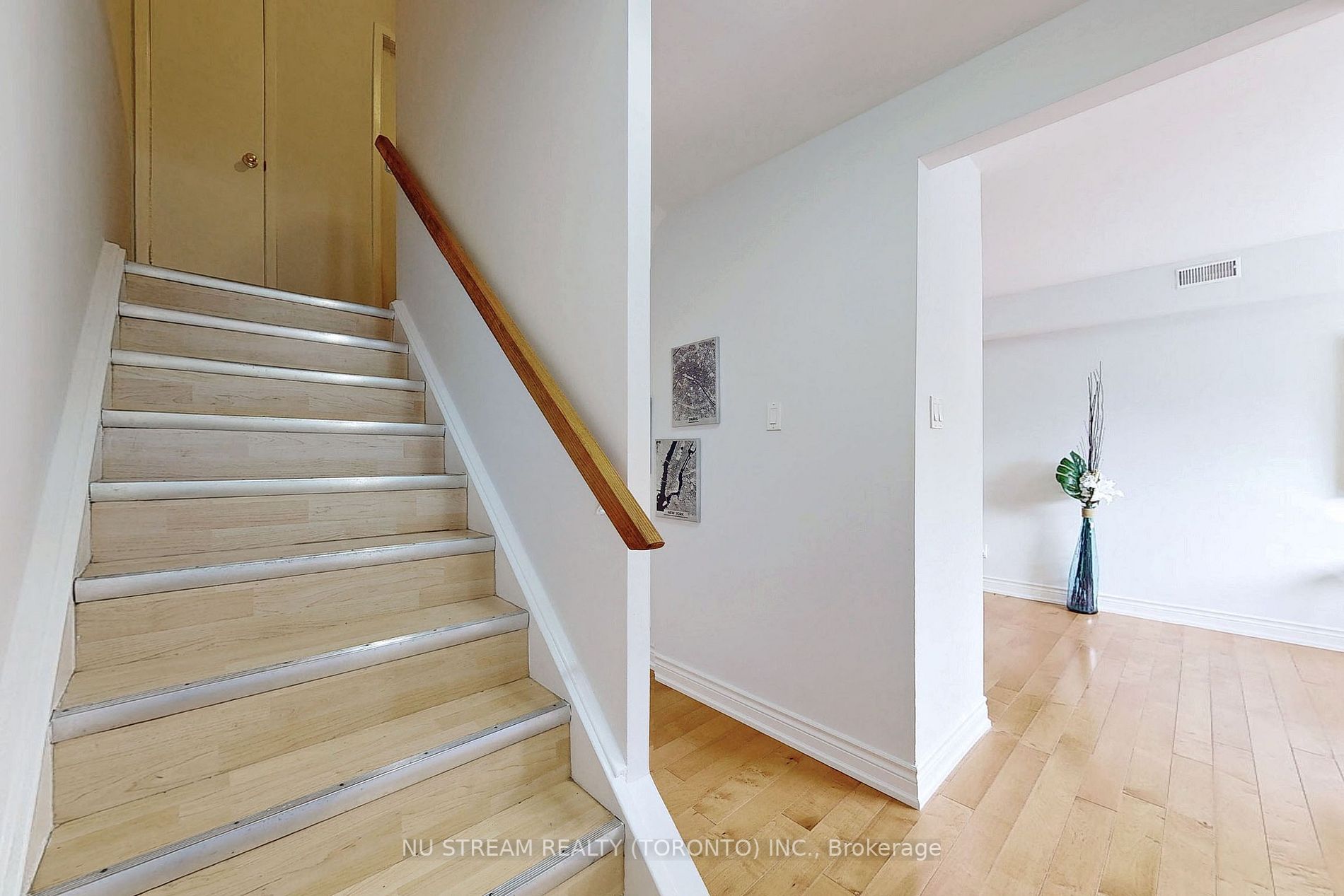 2020 Pharmacy Avenue, #34