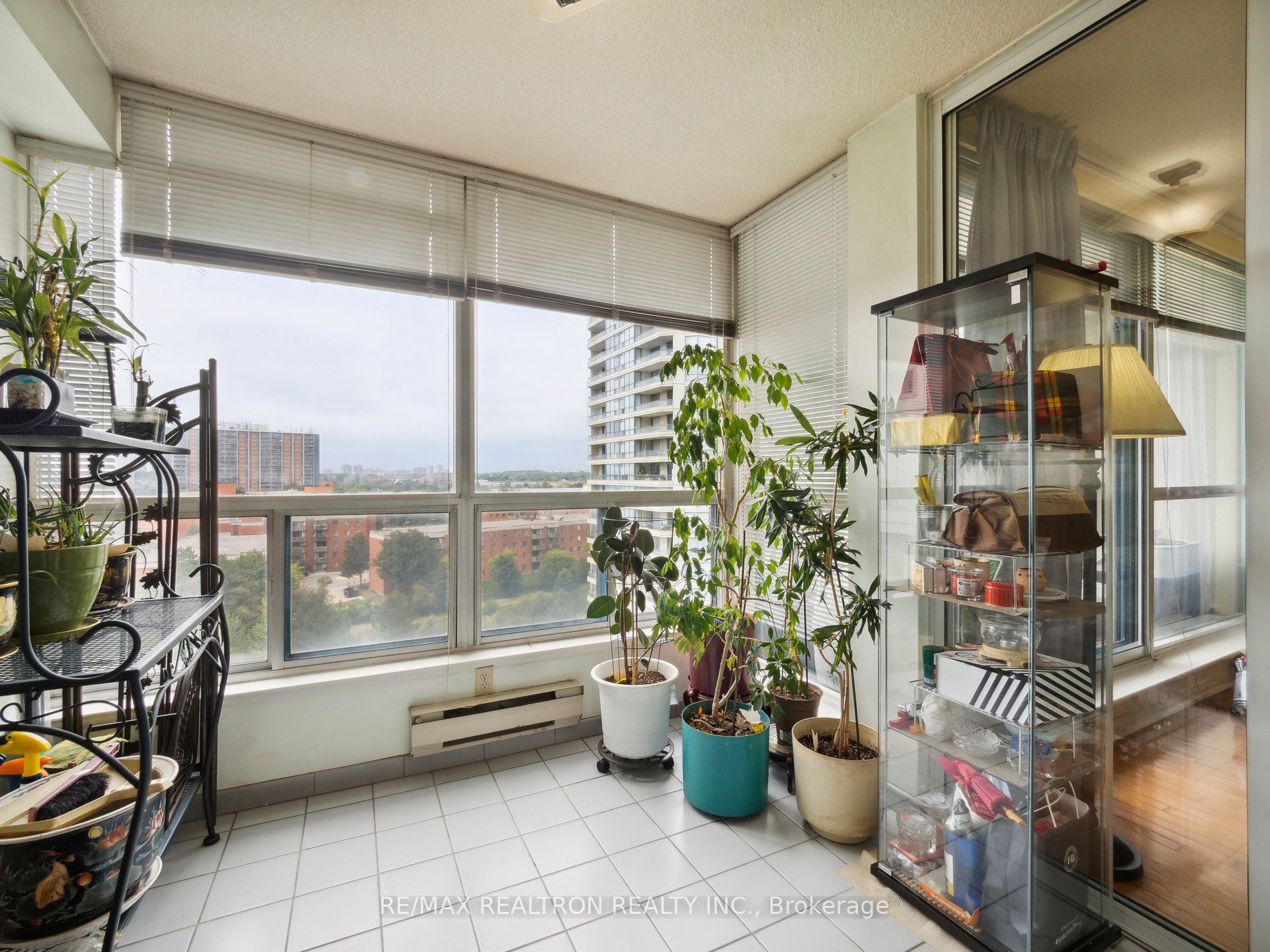 4727 Sheppard Ave E, #1007