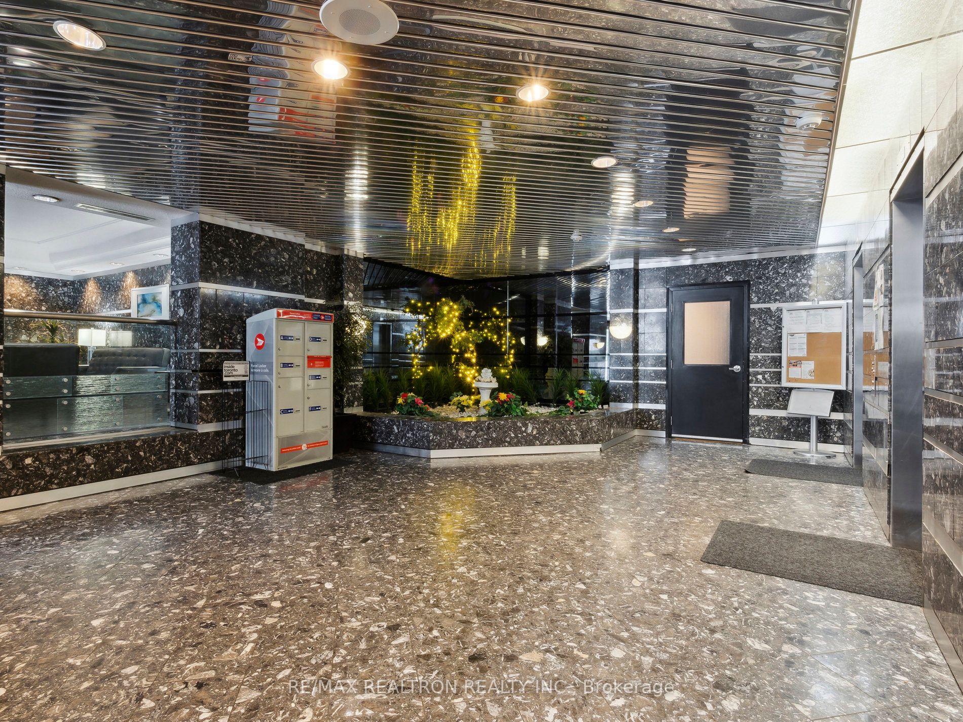 4727 Sheppard Ave E, #1007