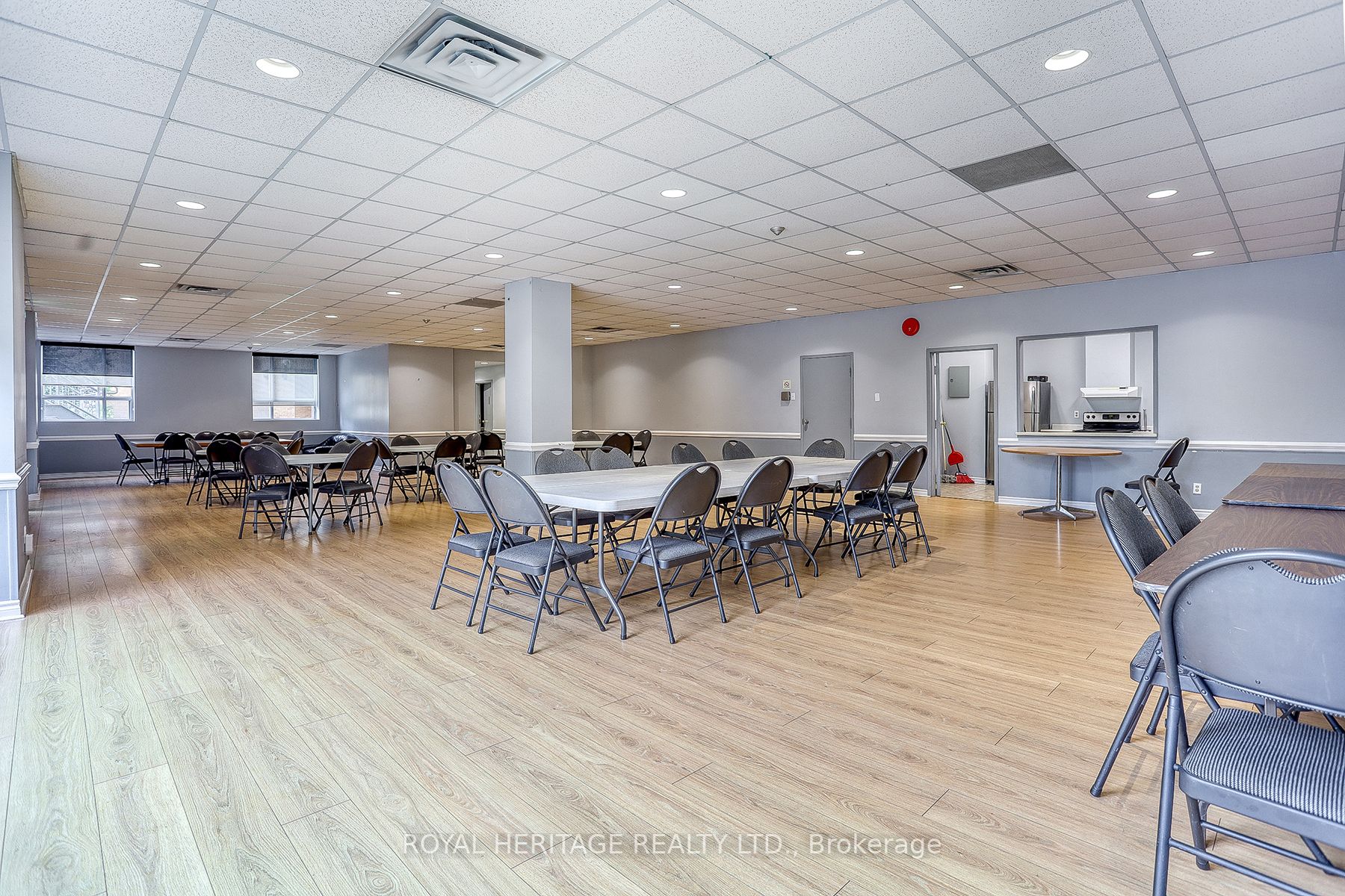 1665 Pickering Pkwy, #610