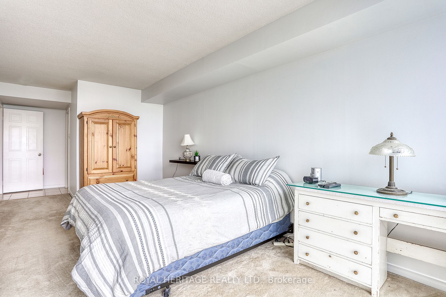 1665 Pickering Pkwy, #610