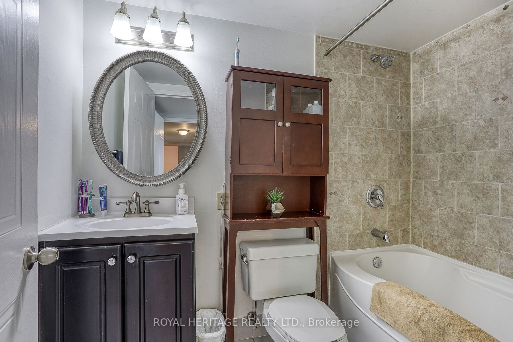 1665 Pickering Pkwy, #610
