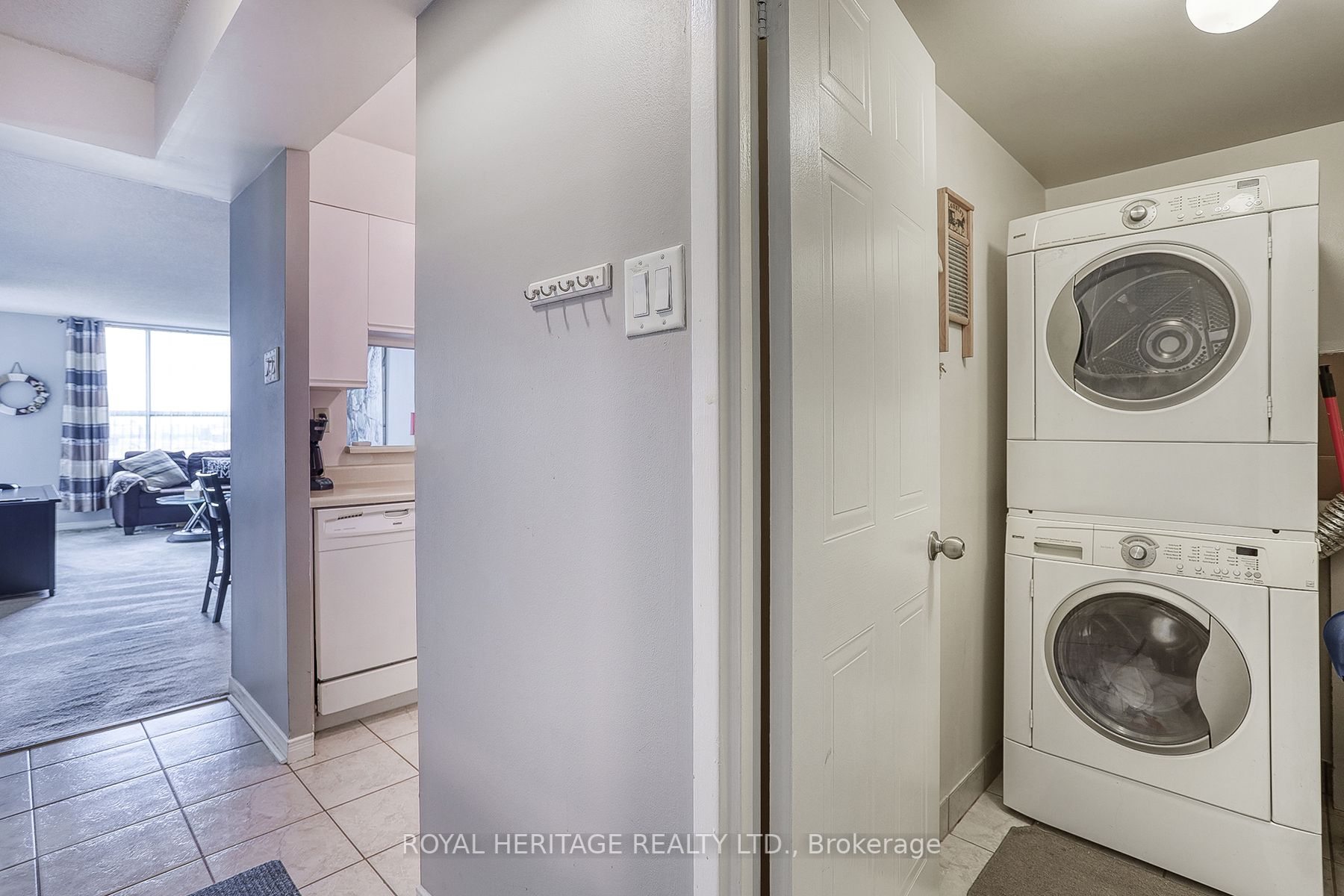 1665 Pickering Pkwy, #610