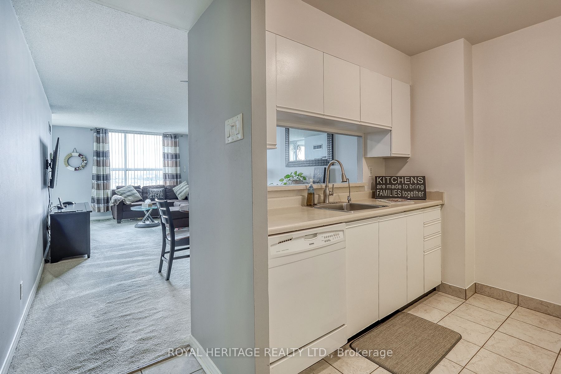 1665 Pickering Pkwy, #610