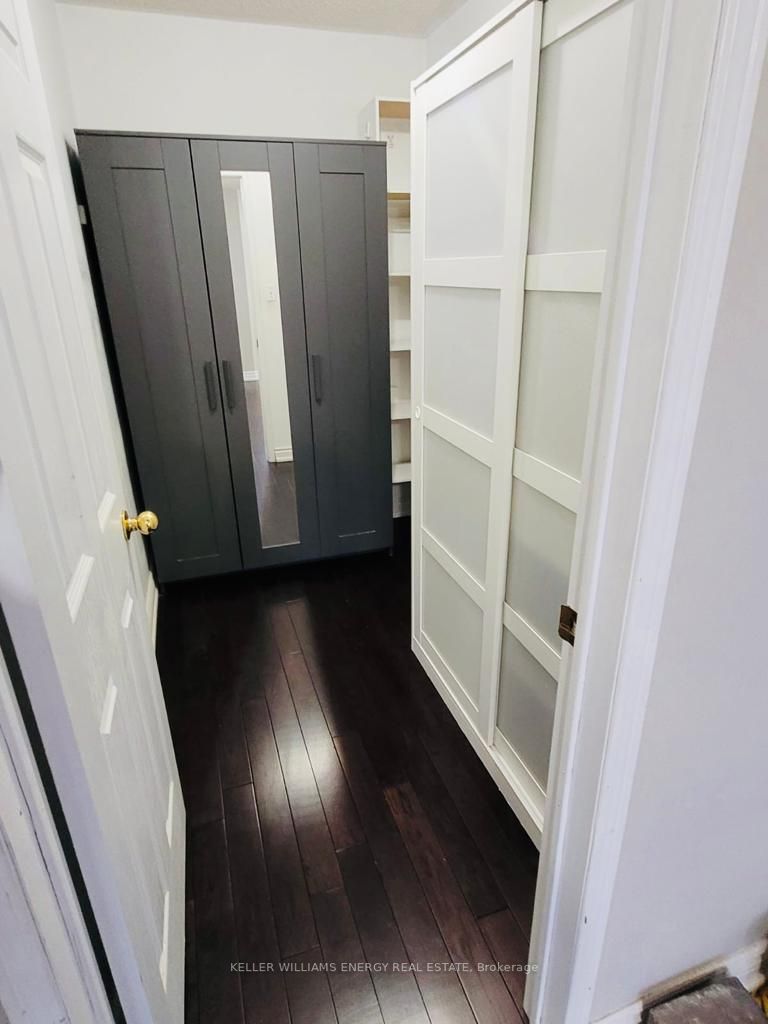 110 Apple Blossom Boulevard, #UPPER