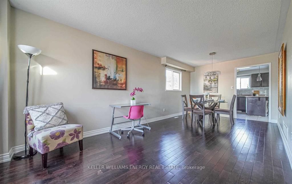 110 Apple Blossom Boulevard, #UPPER
