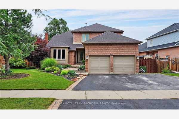 36 Kennett Dr, Whitby
