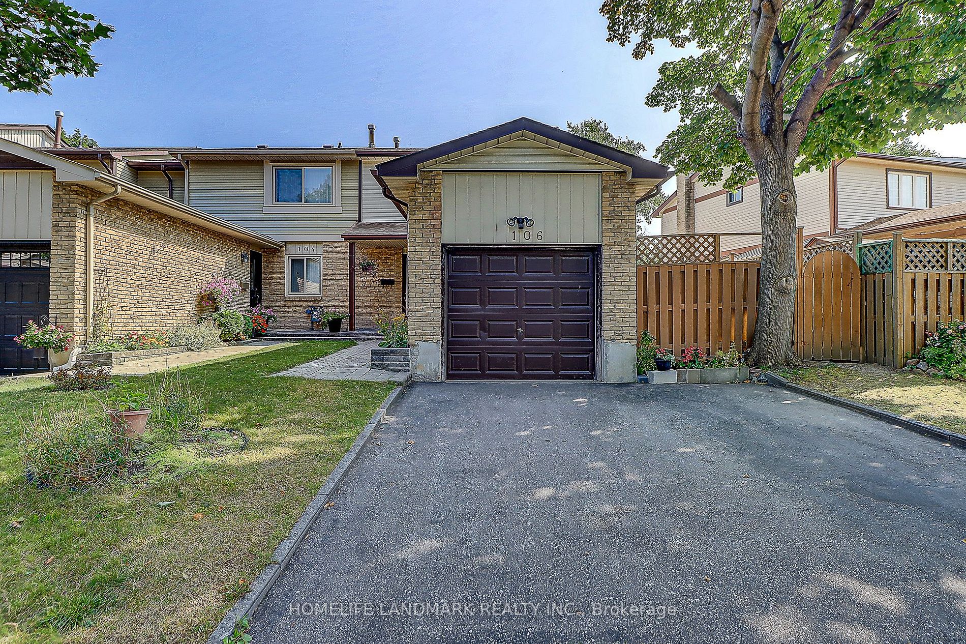 106 Red River Crescent E