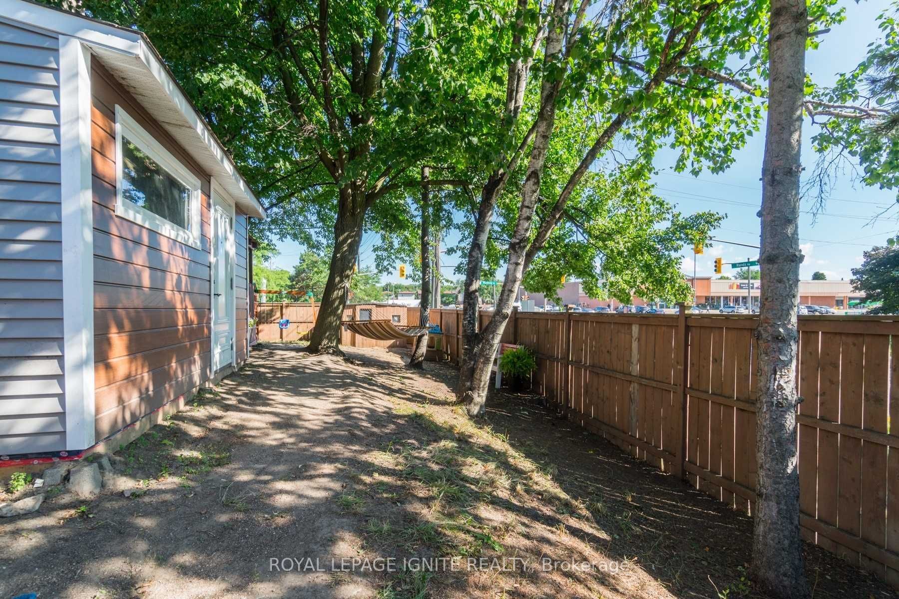 2 Medley Lane