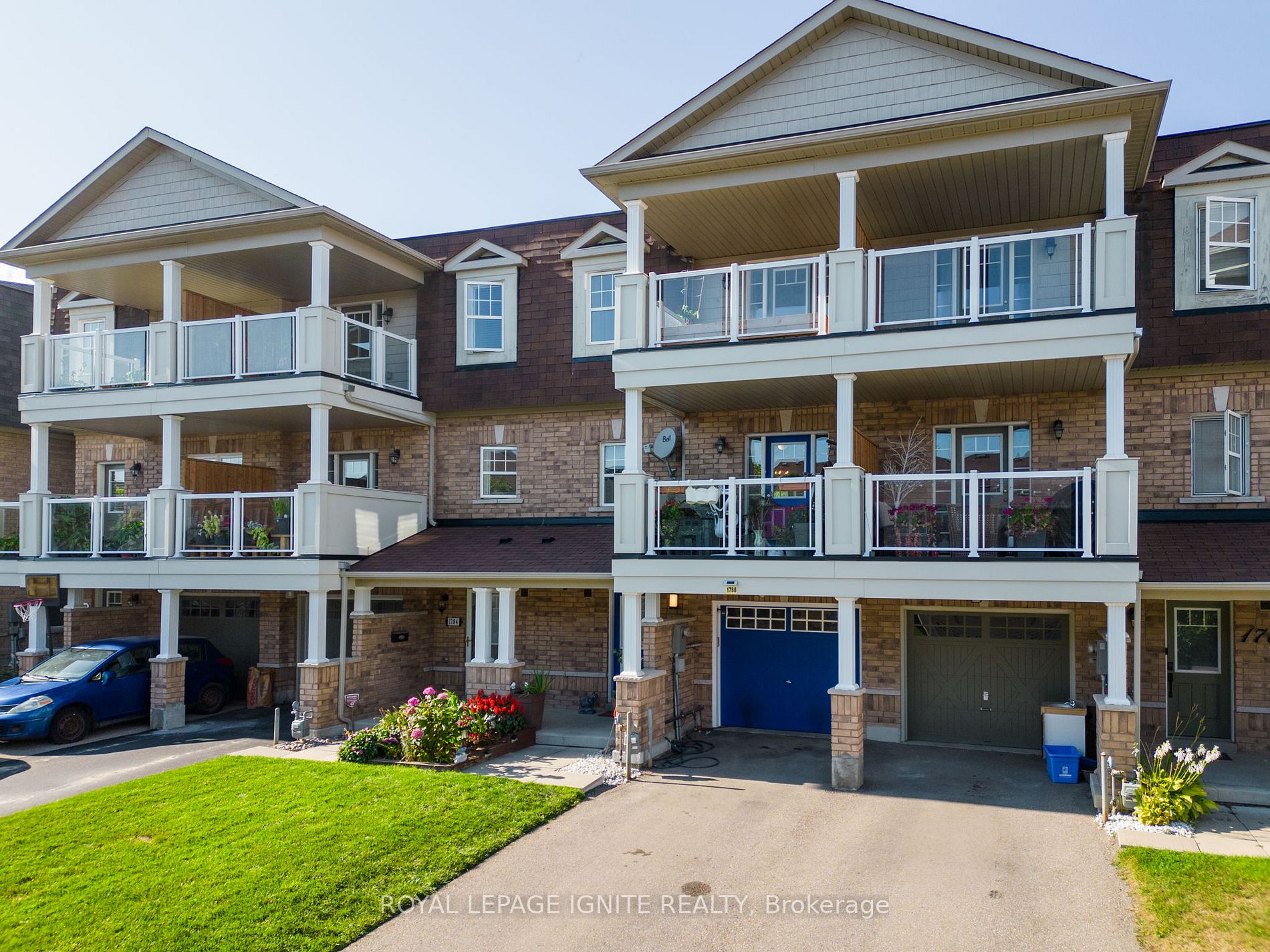 1786 Carousel Mews