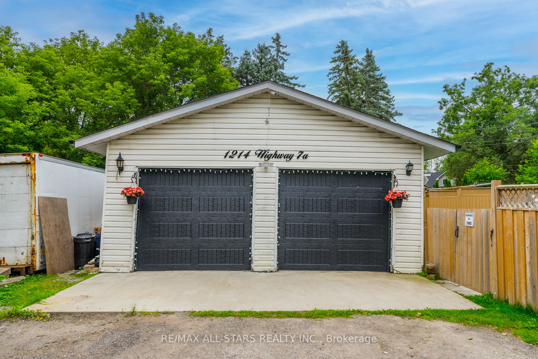 1214 Highway 7A Rd