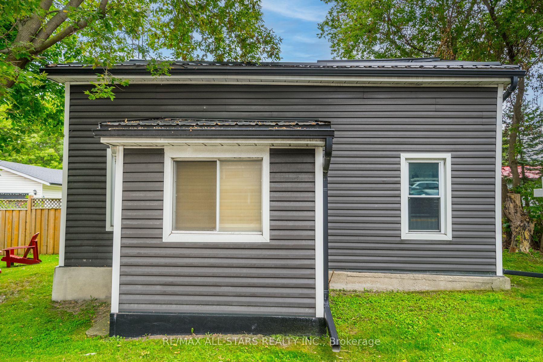1214 Highway 7A Rd