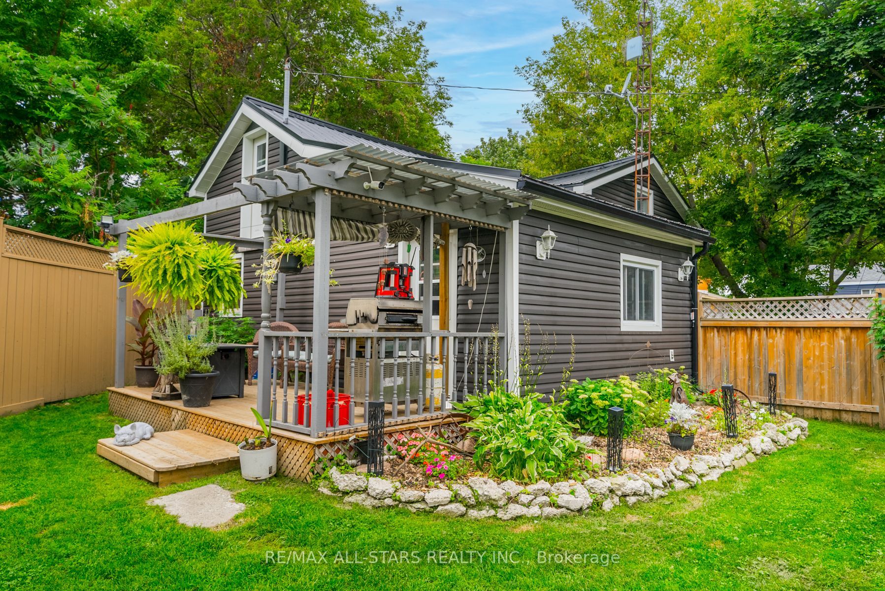 1214 Highway 7A Rd
