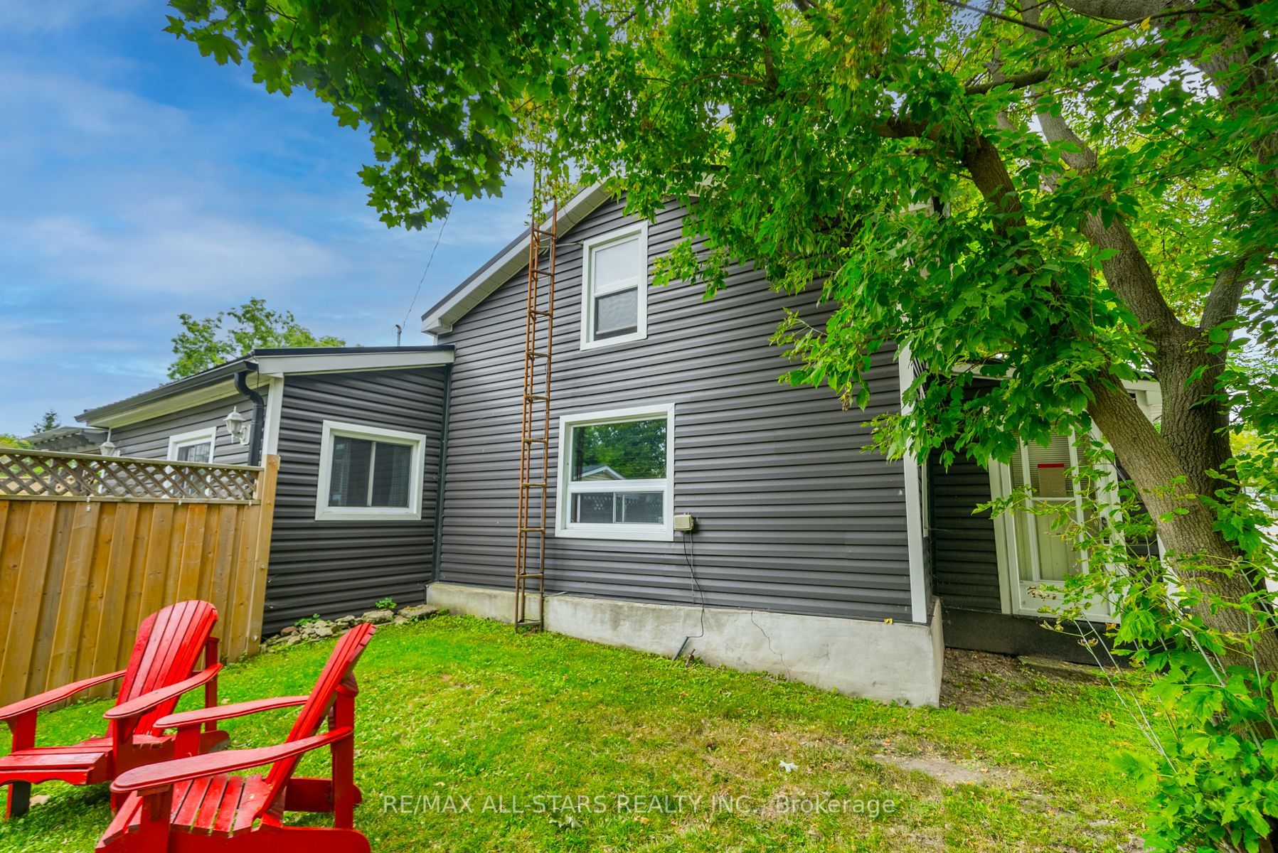 1214 Highway 7A Rd
