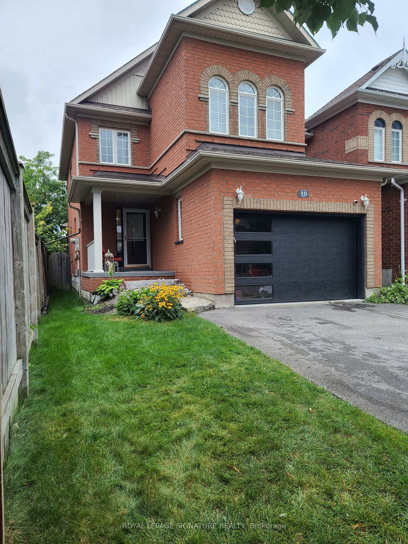 10 Harmer Dr