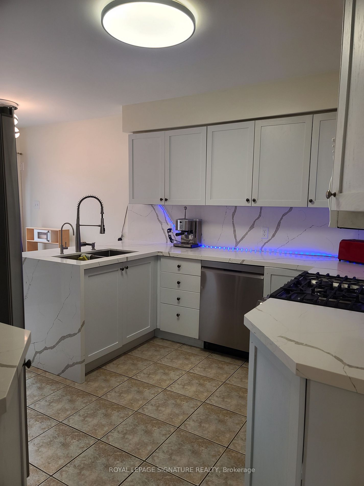 10 Harmer Dr