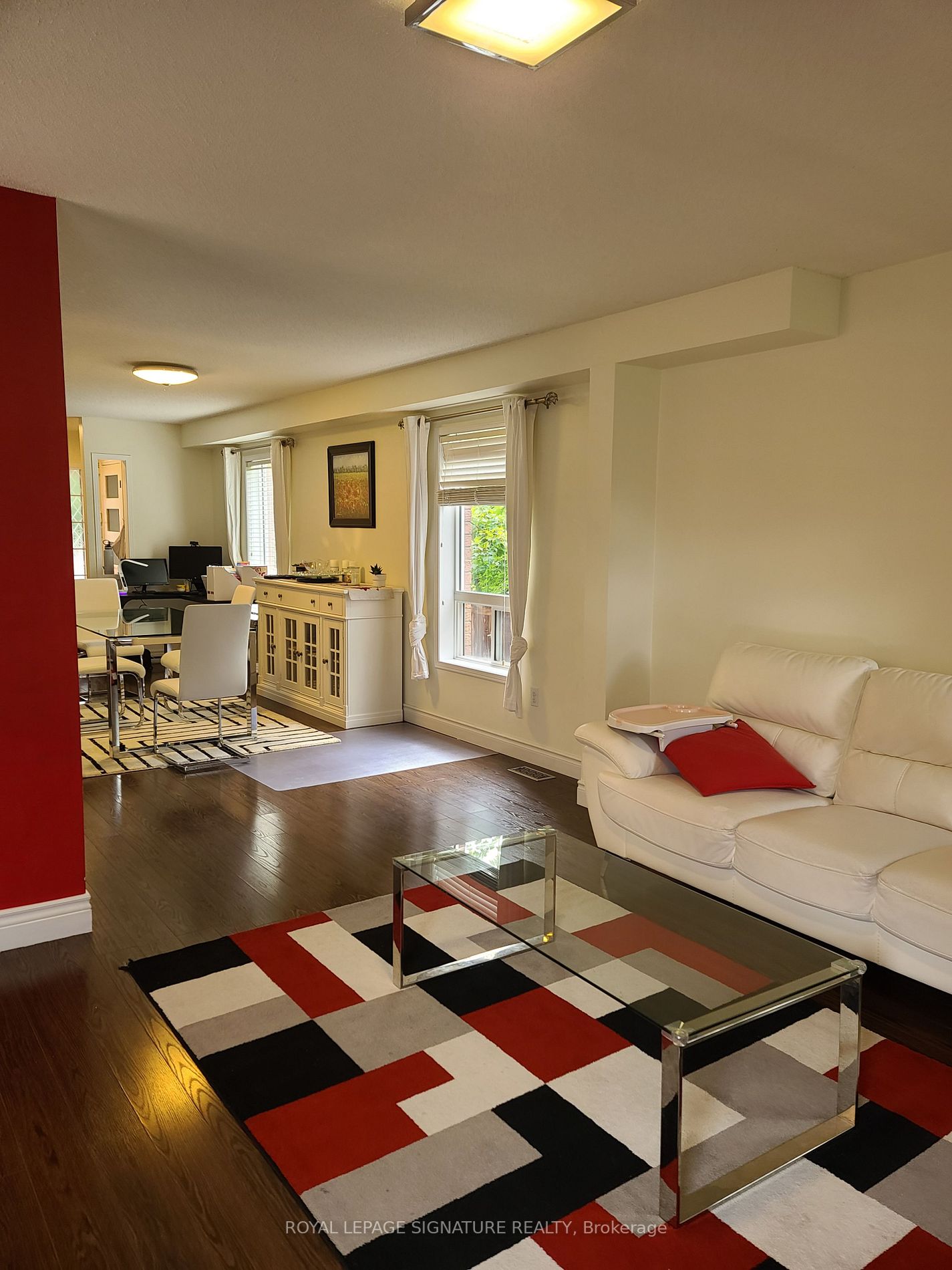 10 Harmer Dr