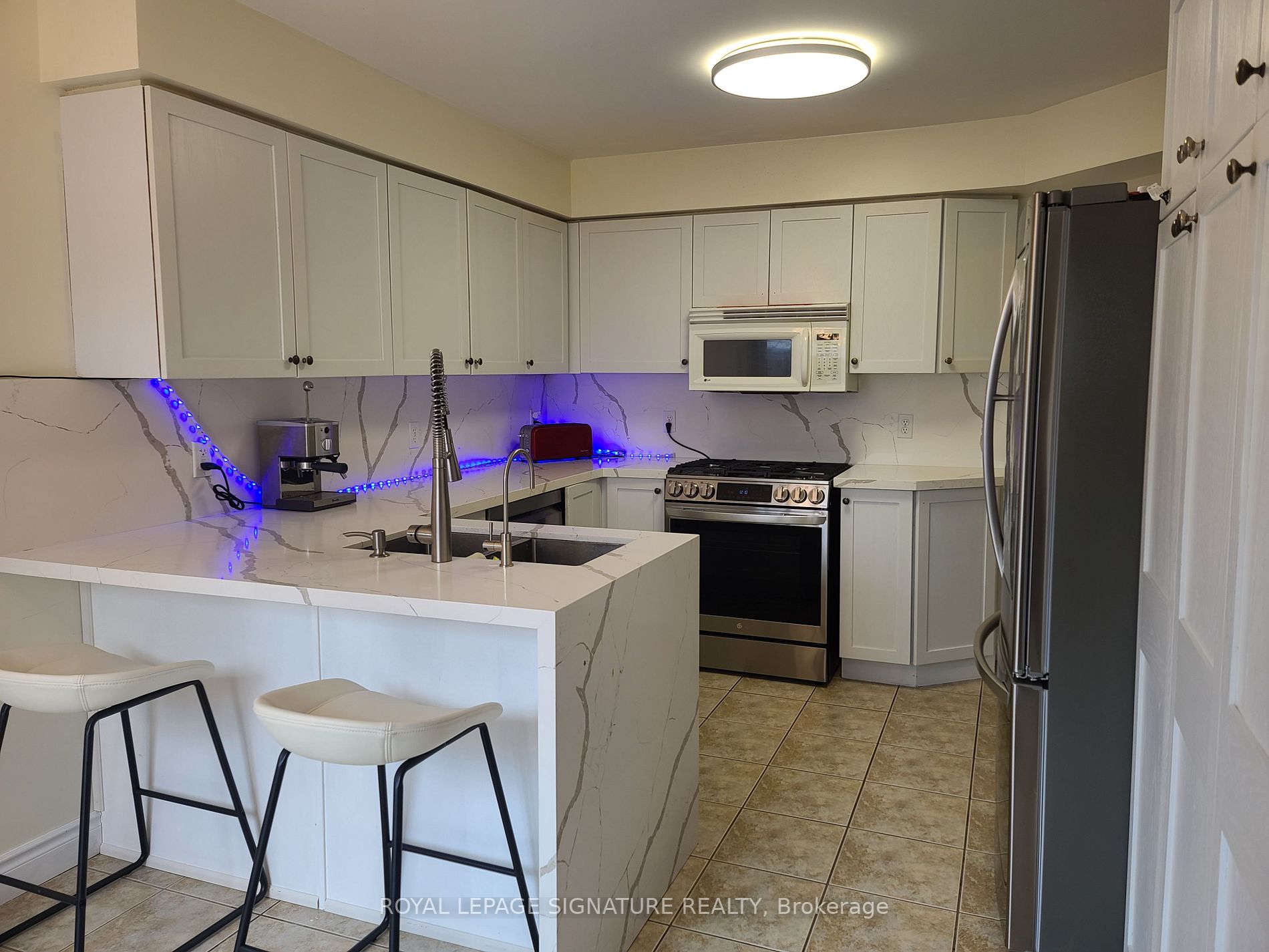 10 Harmer Dr