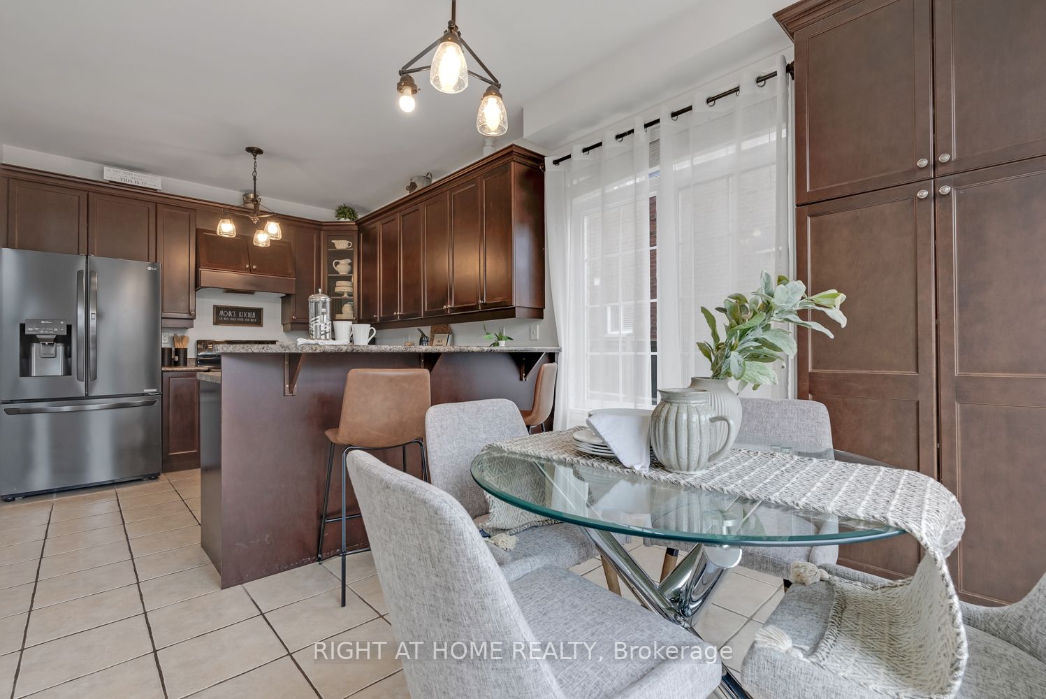 23 Don Morris Crt