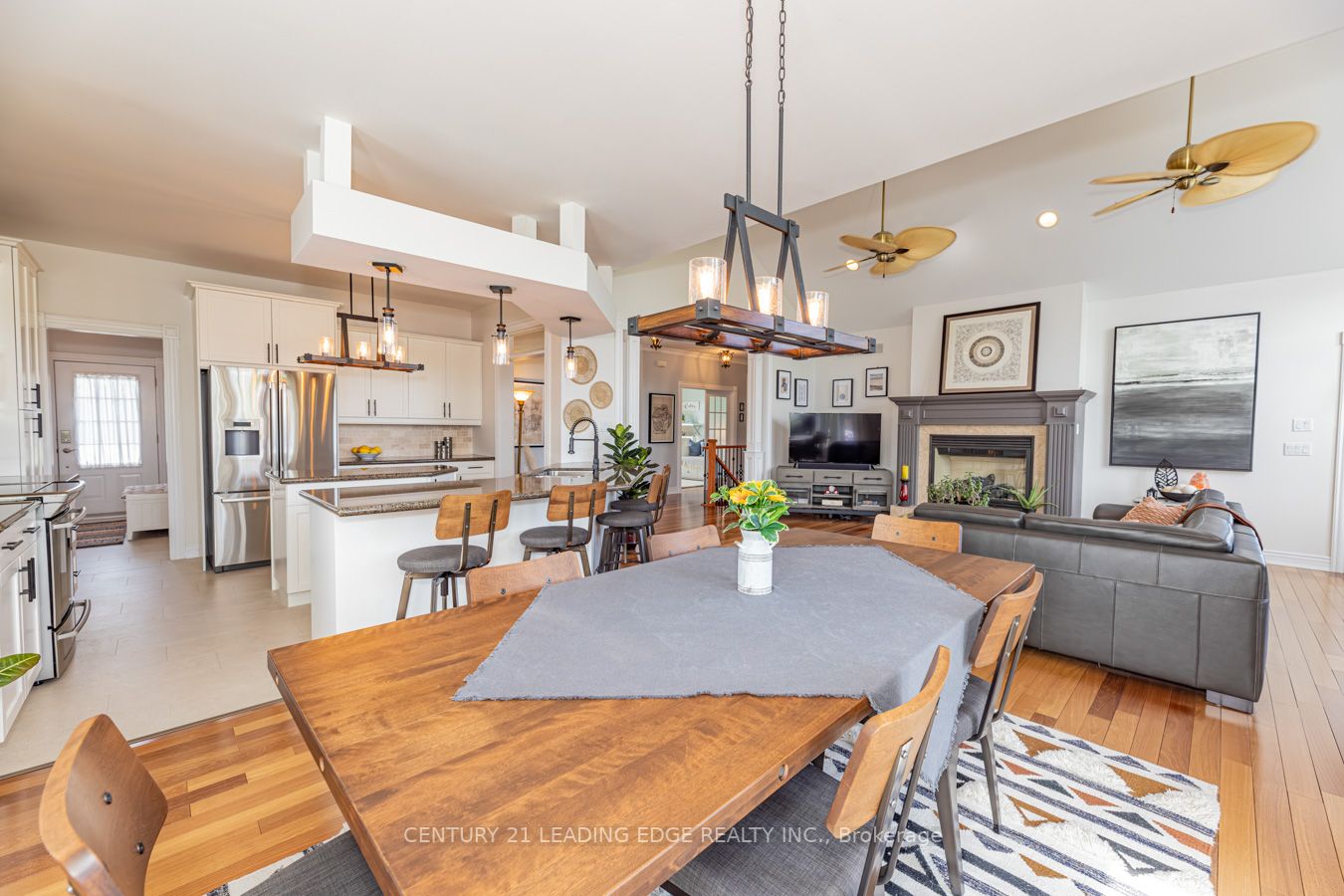 7 Clyde Crt