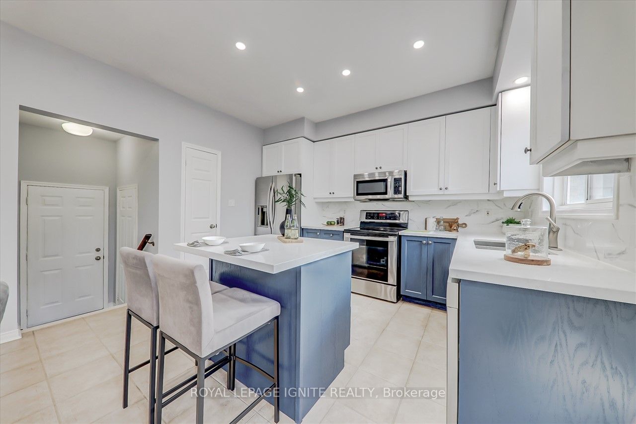11 Barnfield Cres