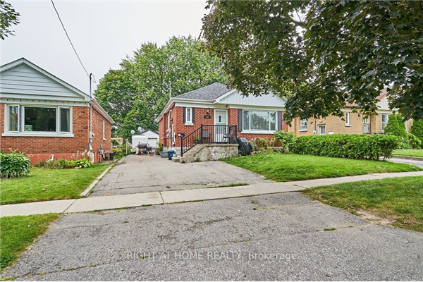 202 Cadillac Ave S, Oshawa