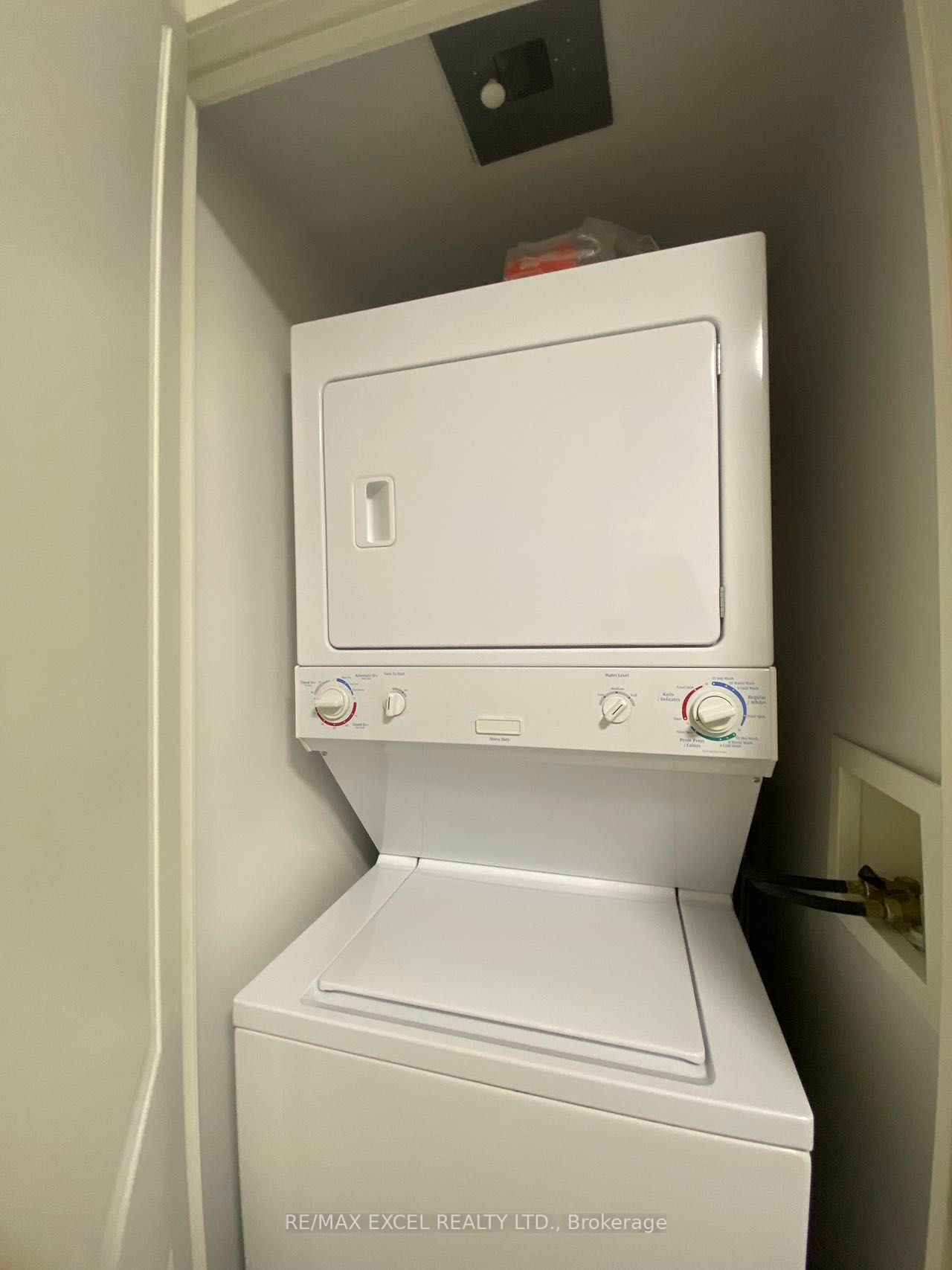 190 Borough Dr, #809