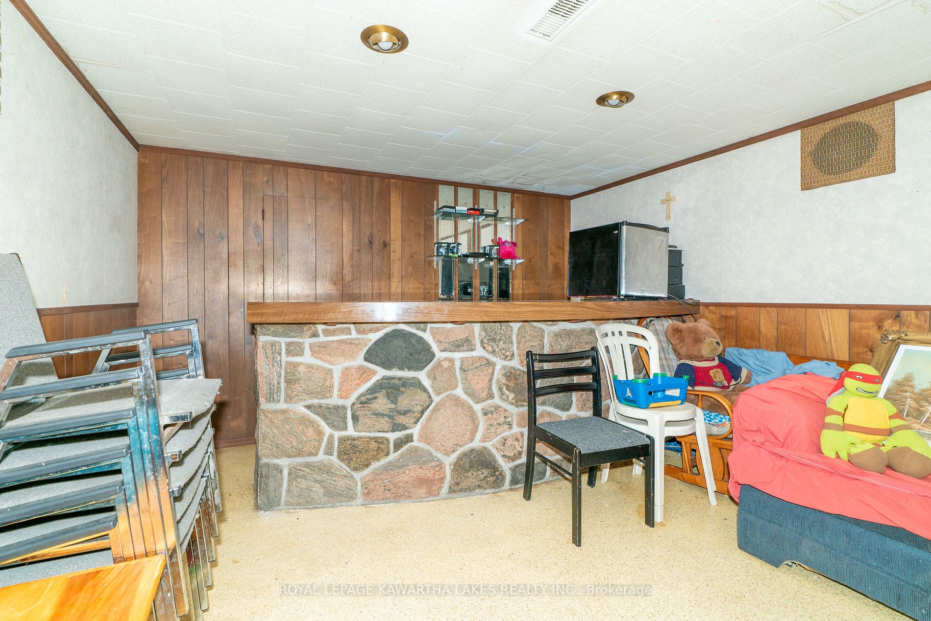19020 Simcoe St