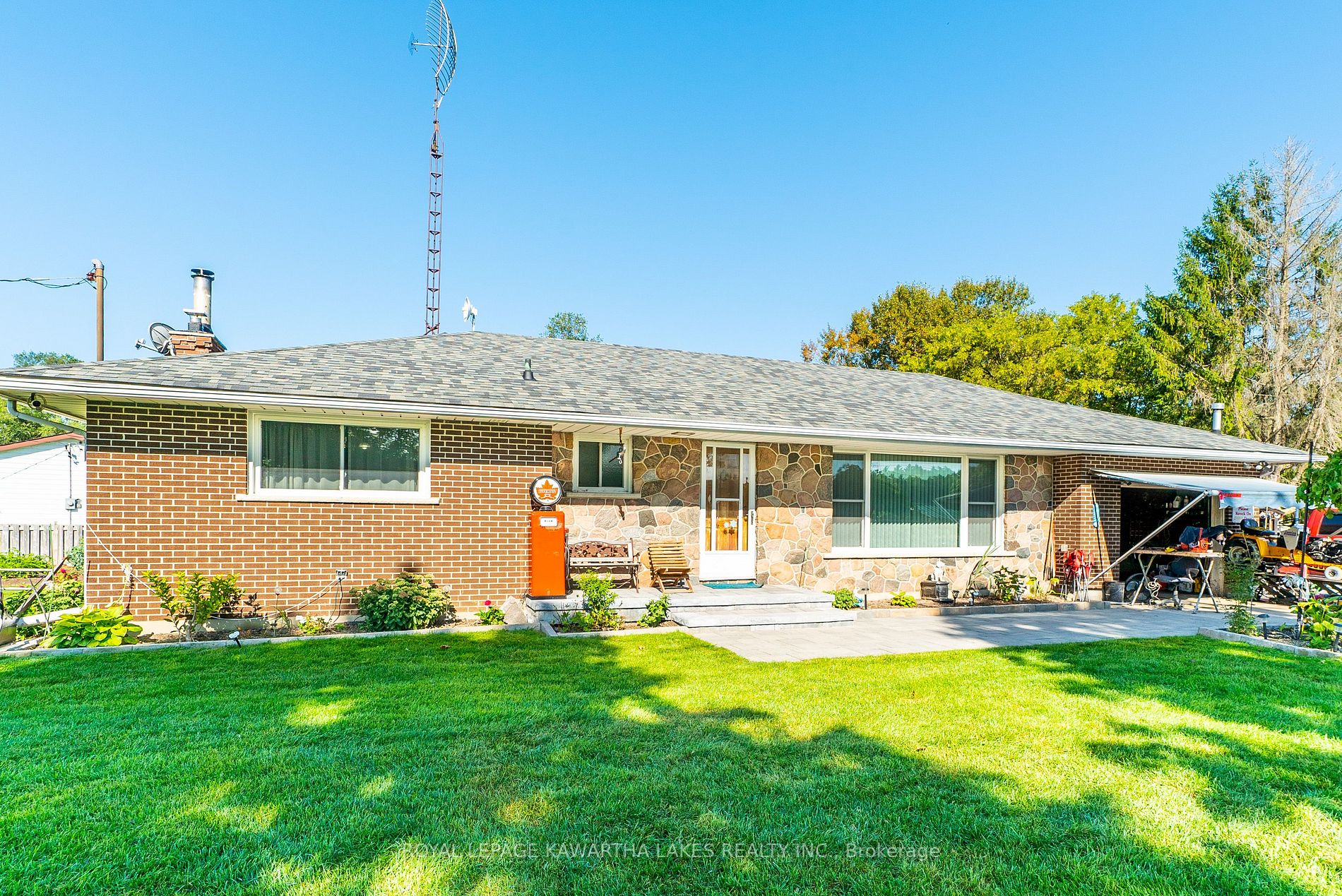 19020 Simcoe St