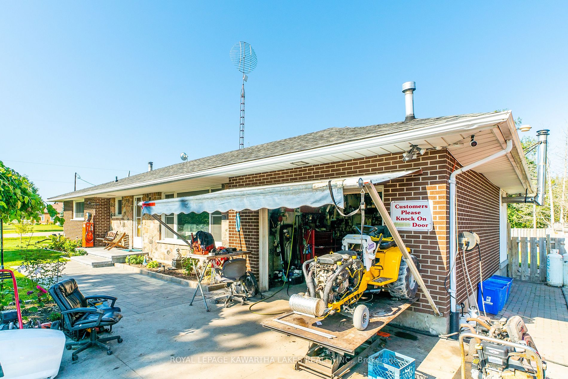 19020 Simcoe St