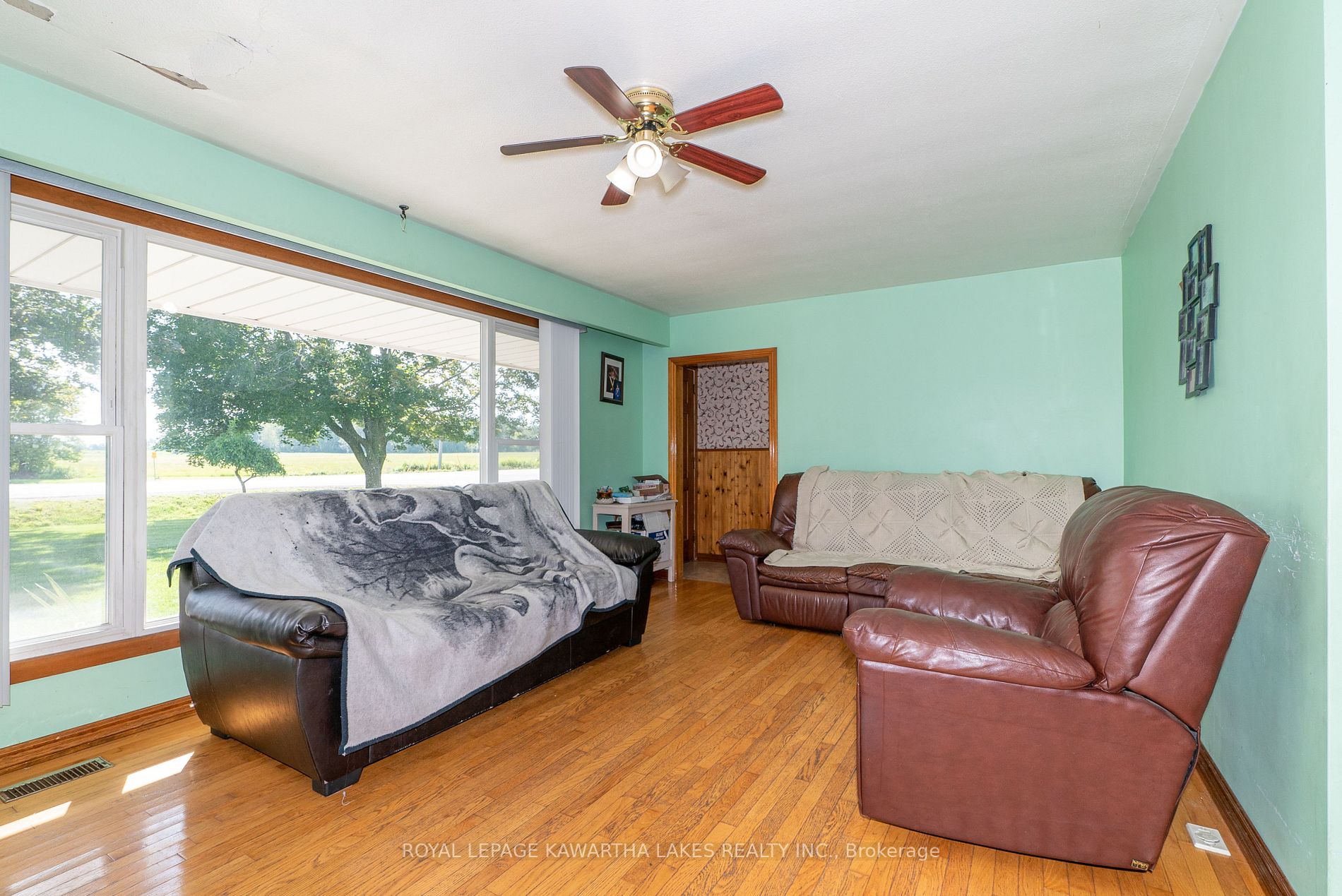 19020 Simcoe St