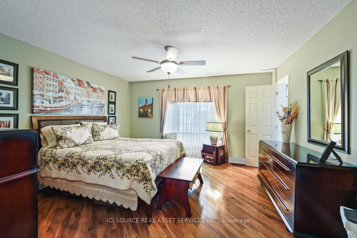 32 Wilmot Tr