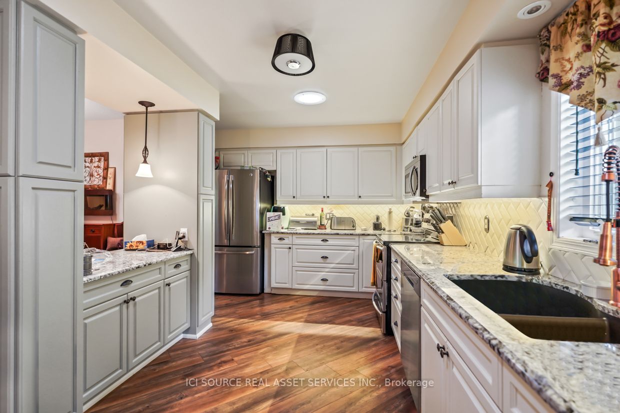 32 Wilmot Tr