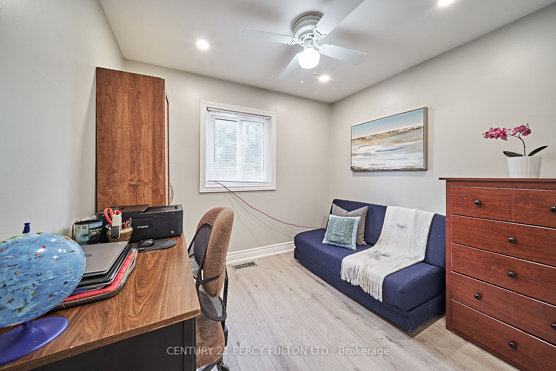 41 Radford Dr