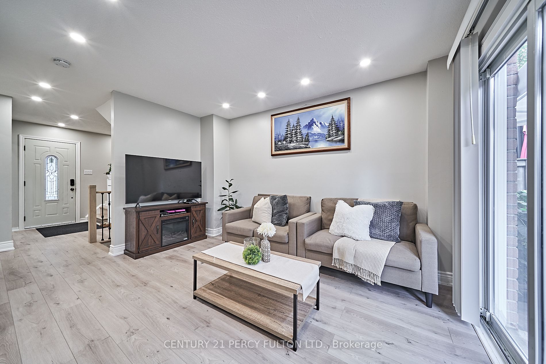 41 Radford Dr
