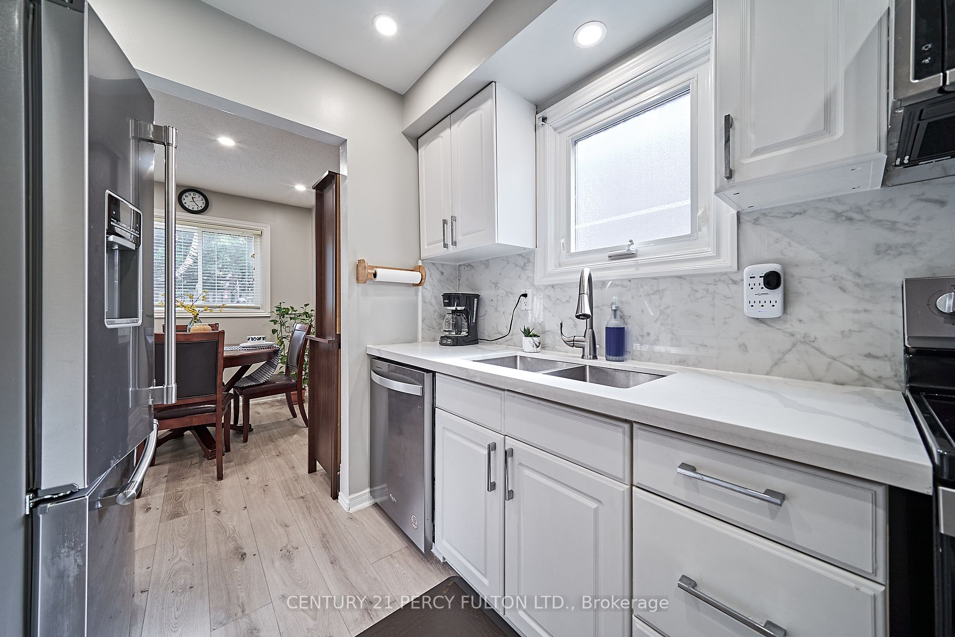 41 Radford Dr