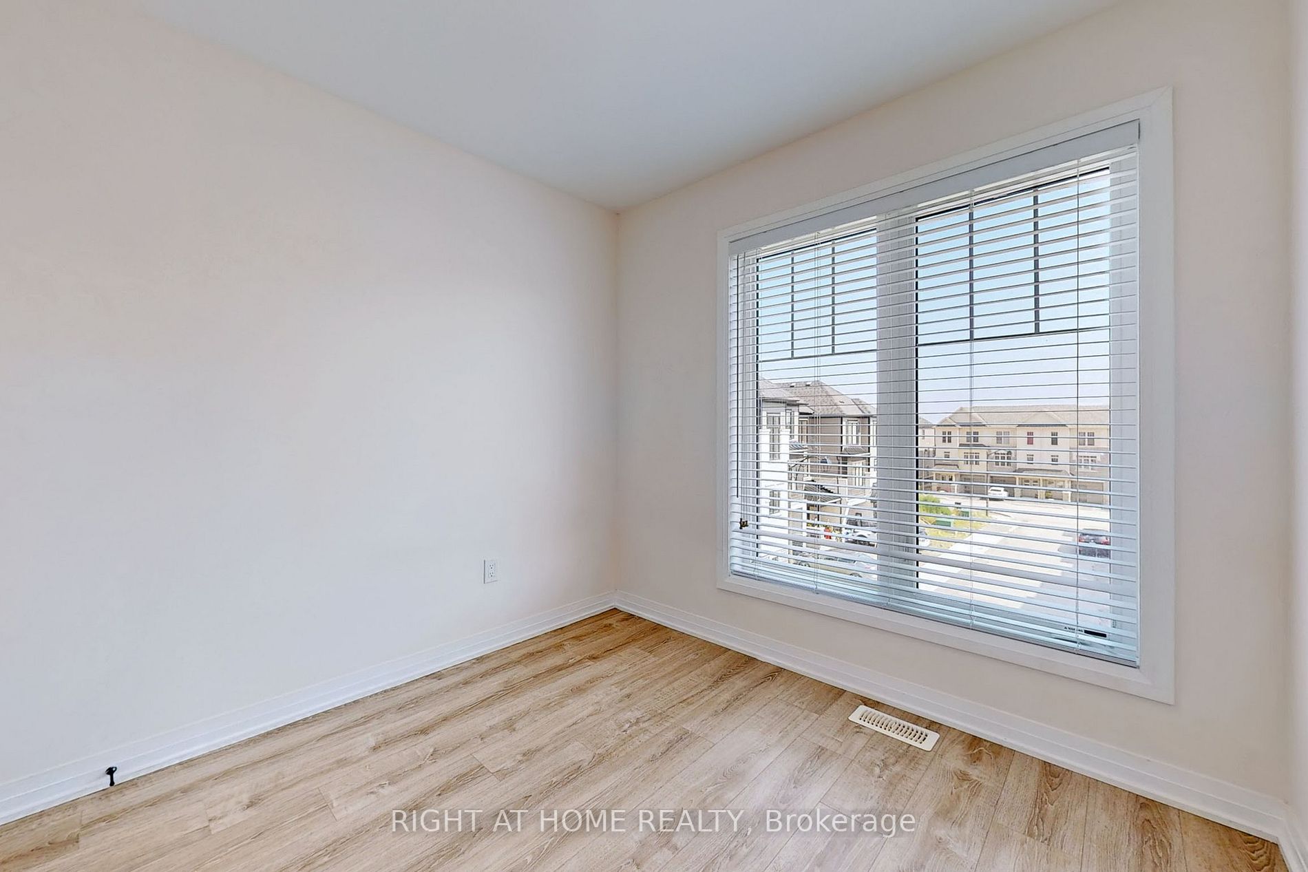 74 Ambereen Pl