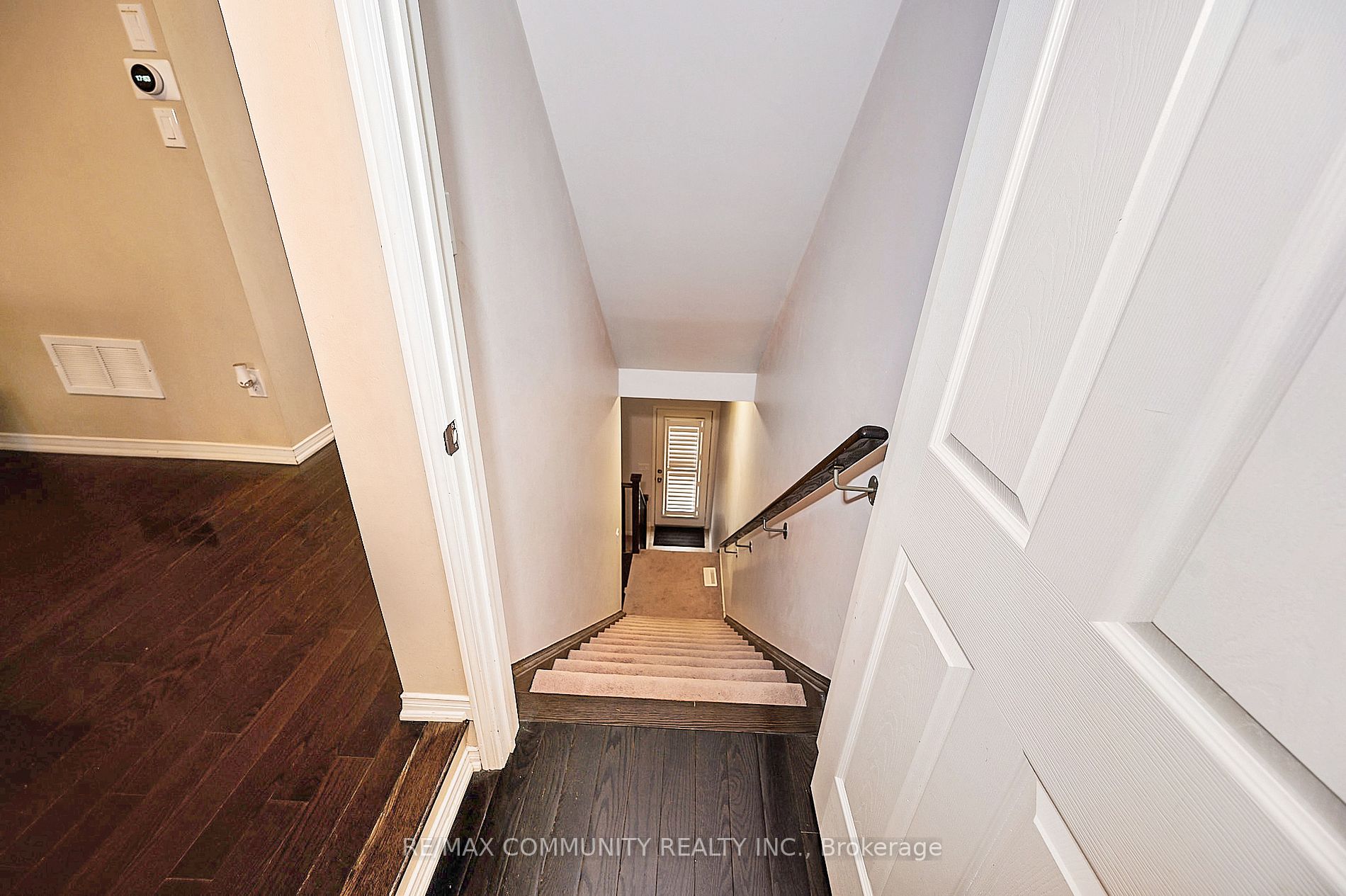 17 Reevesmere Lane