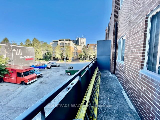430 Dawes Rd