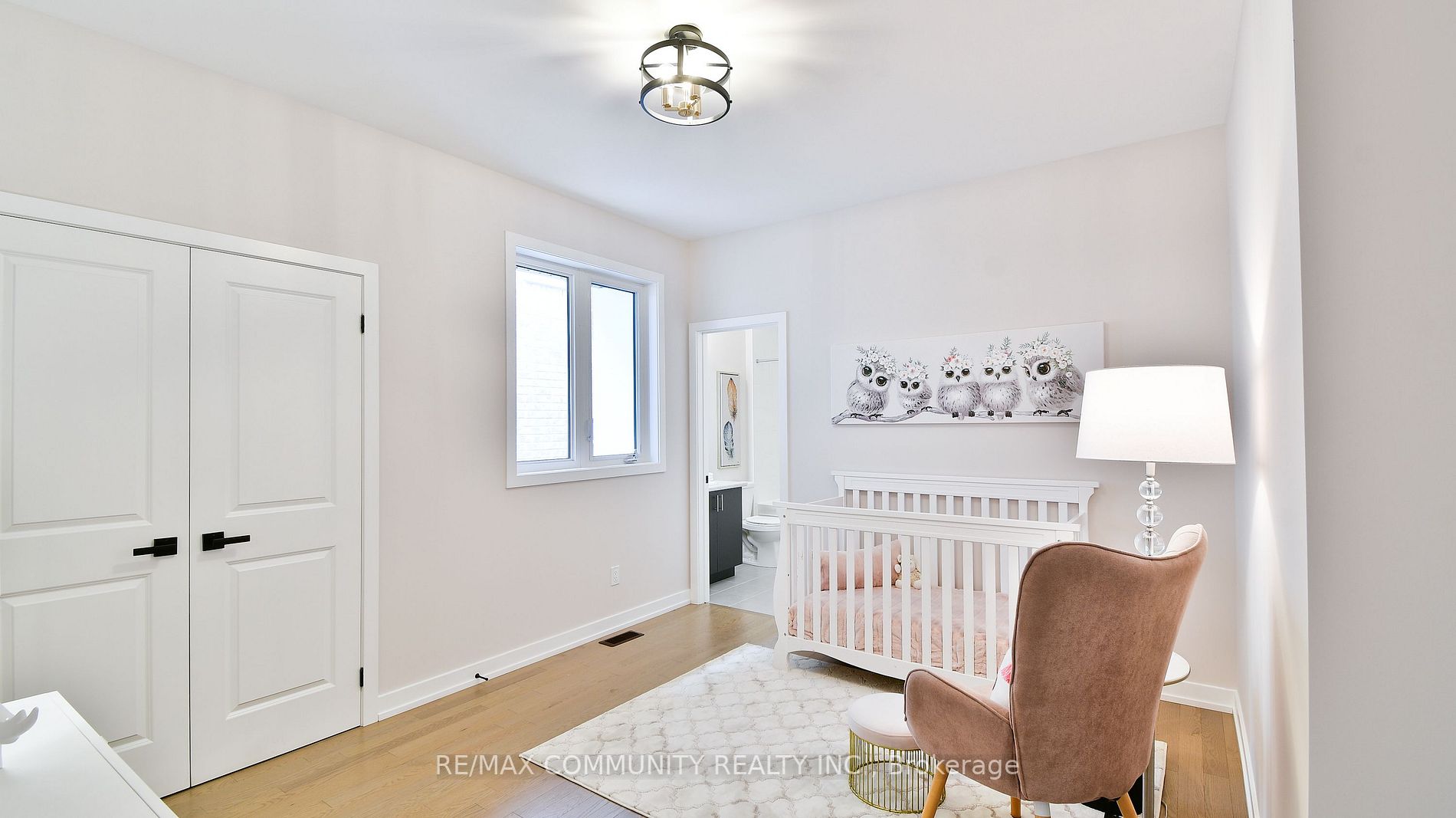 400 Finch Avenue E, #5
