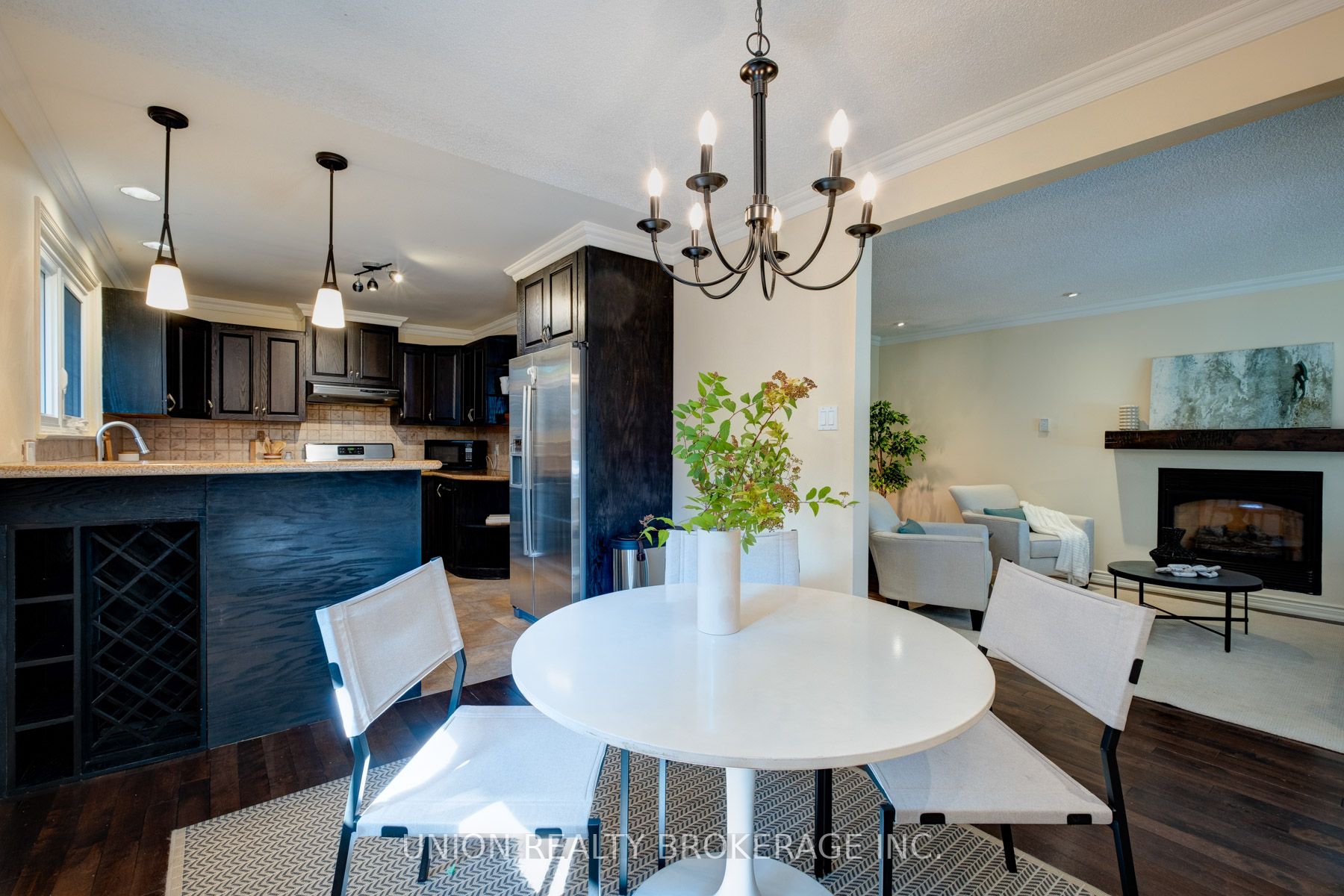7 Rodarick Dr