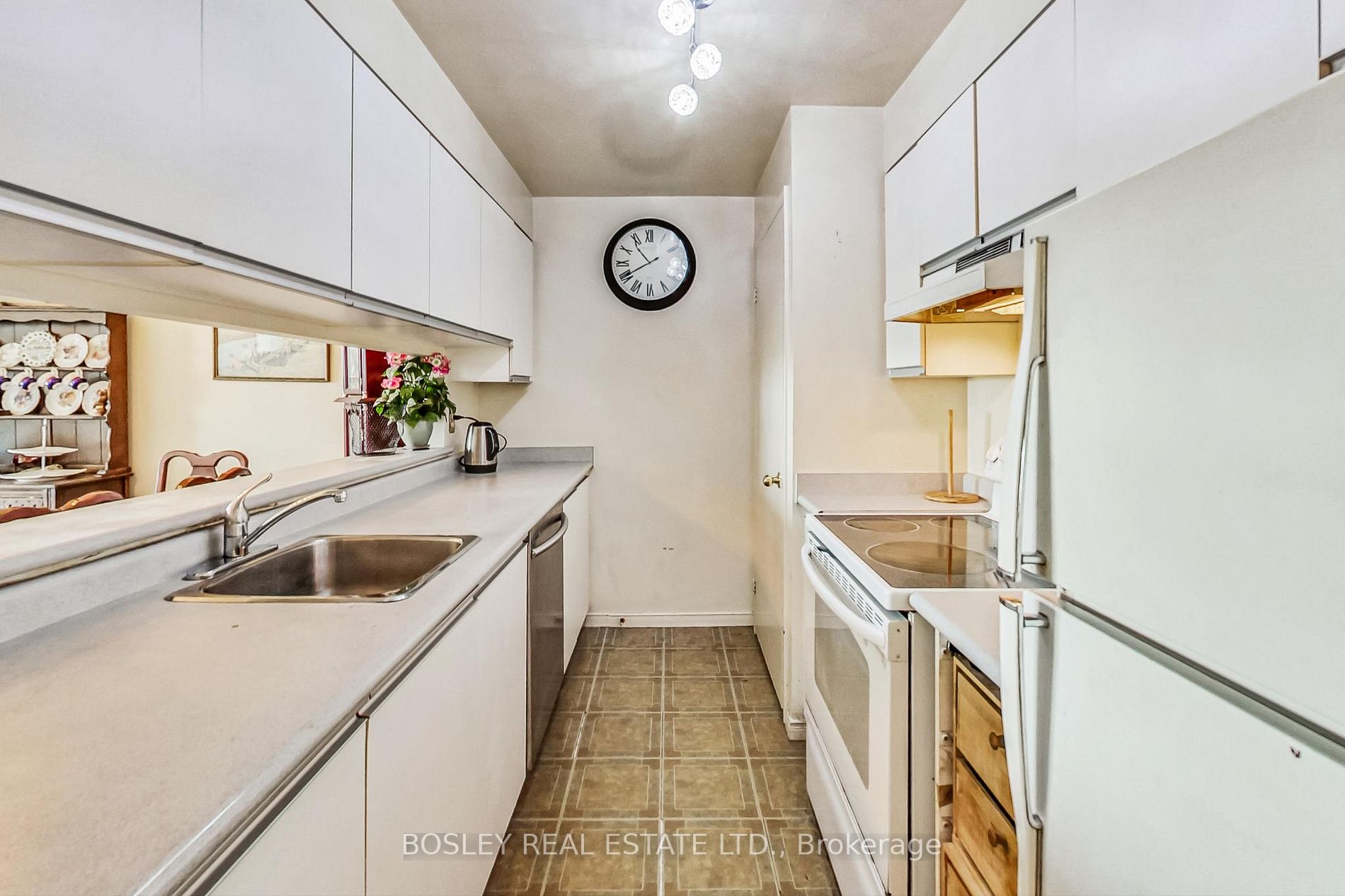 90 Dale Ave, #1003