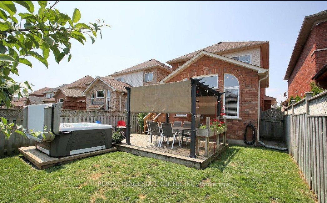 67 Thames Drive