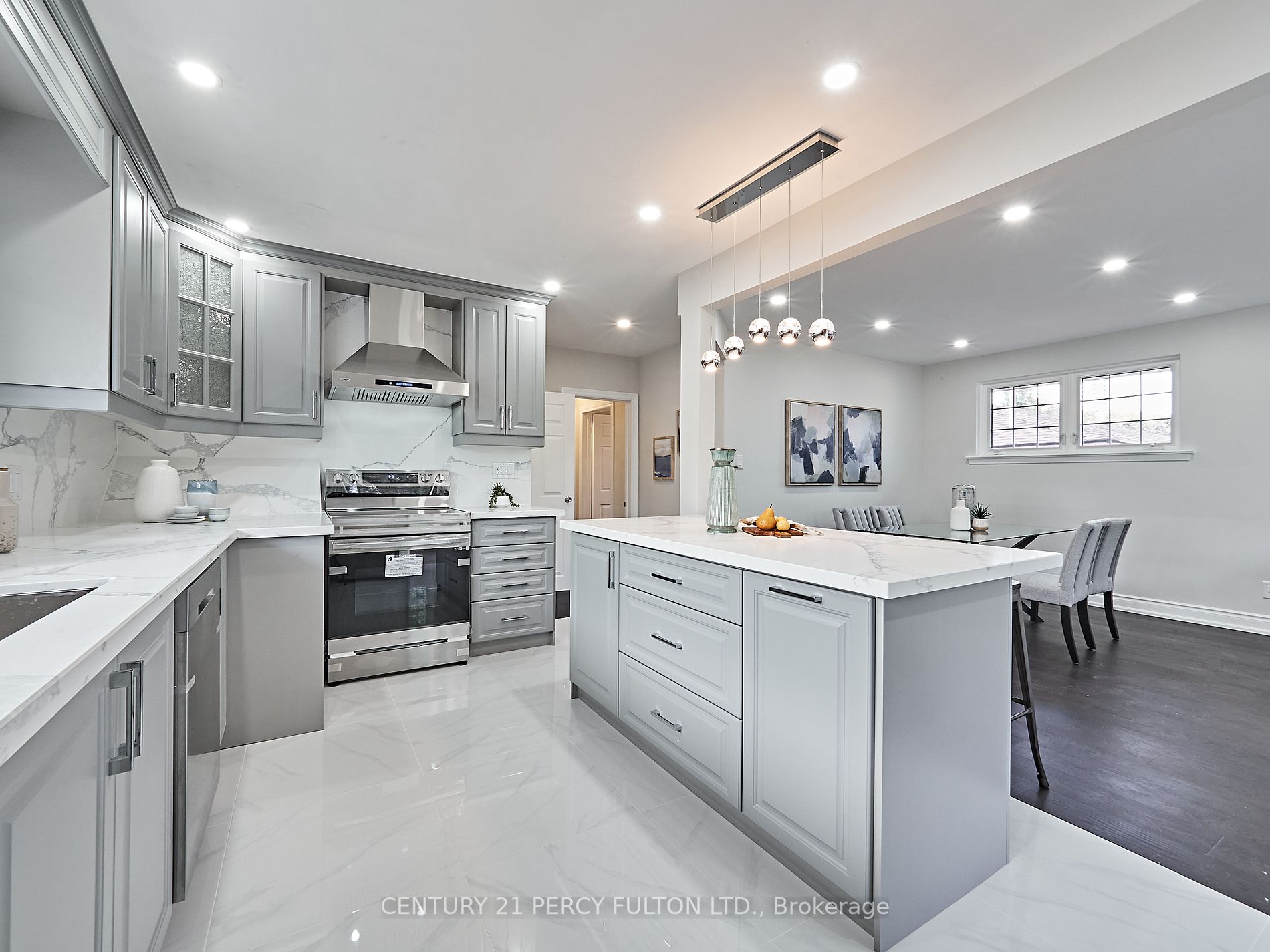 24 Gable Pl