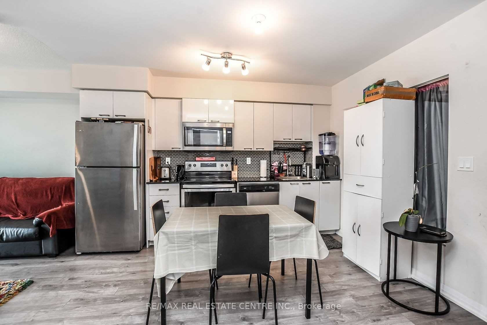 2150 Lawrence Ave, #509