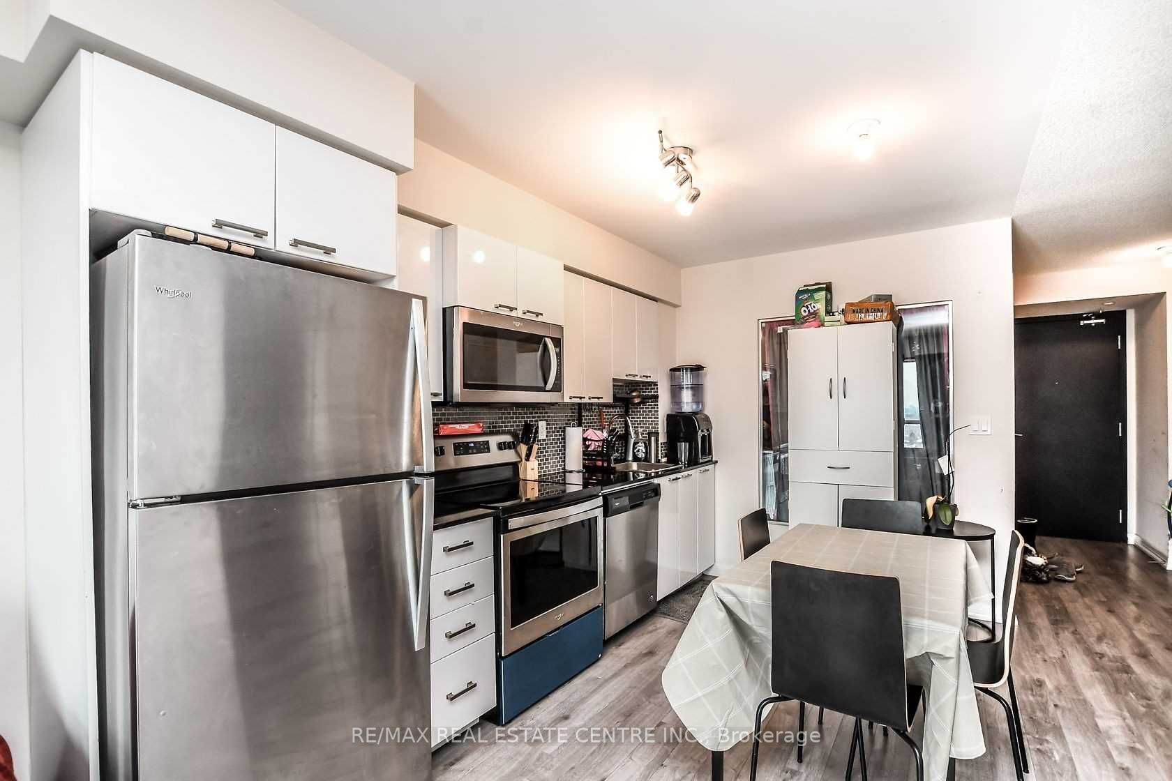 2150 Lawrence Ave, #509